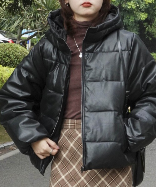 Mayree（メイリー）の「【Mayree】フェイクレザーオーバーダウンジャケット 2021AW（ダウンジャケット/コート・レディース・ブラック・FREE）」の12枚目の写真