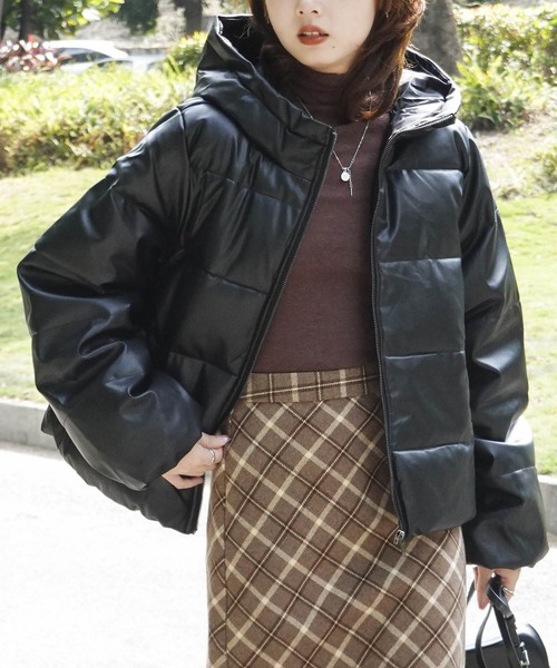 Mayree（メイリー）の「【Mayree】フェイクレザーオーバーダウンジャケット 2021AW（ダウンジャケット/コート・レディース・ブラック・FREE）」の10枚目の写真