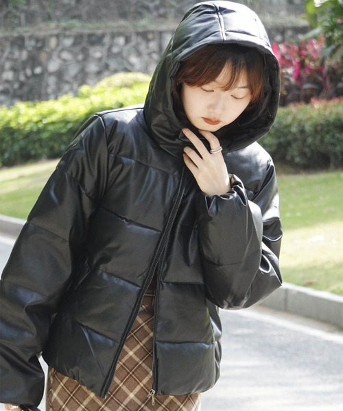 Mayree（メイリー）の「【Mayree】フェイクレザーオーバーダウンジャケット 2021AW（ダウンジャケット/コート・レディース・ブラック・FREE）」の4枚目の写真