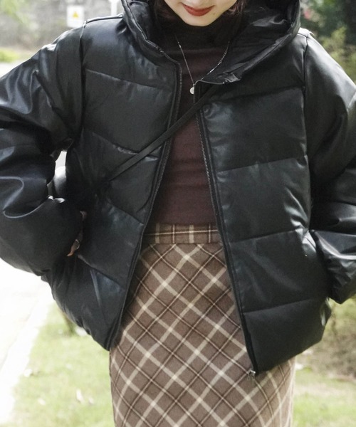 Mayree（メイリー）の「【Mayree】フェイクレザーオーバーダウンジャケット 2021AW（ダウンジャケット/コート・レディース・ブラック・FREE）」の14枚目の写真