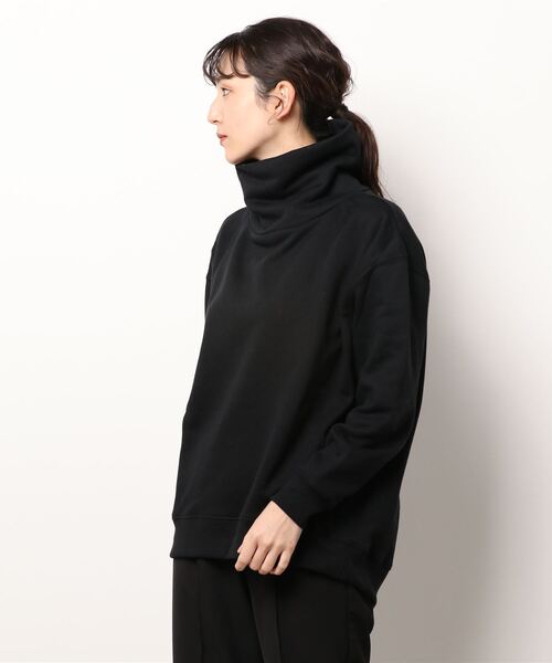 KOBE LETTUCE（コウベレタス）の「裏起毛タートルネックスウェットトップス[C5797]（スウェット・レディース・ブラック/ブルー/アイボリー/モカ・FREE）」の2枚目の写真