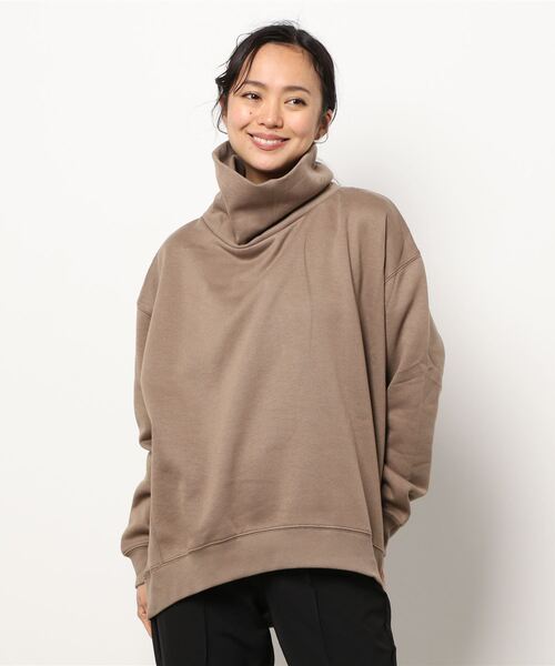 KOBE LETTUCE（コウベレタス）の「裏起毛タートルネックスウェットトップス[C5797]（スウェット・レディース・ブラック/ブルー/アイボリー/モカ・FREE）」の3枚目の写真