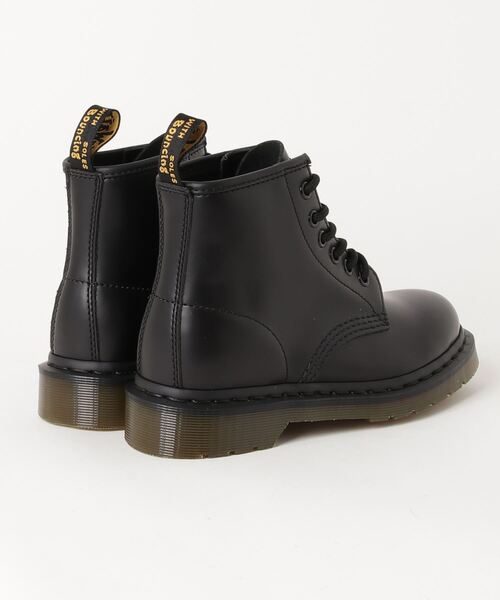 Dr. Martens(ドクターマーチン)の「Dr.Martens R24255001 101(ブーツ・レディース・ブラック・UK5/UK6/UK4/UK3)」の2枚目の写真