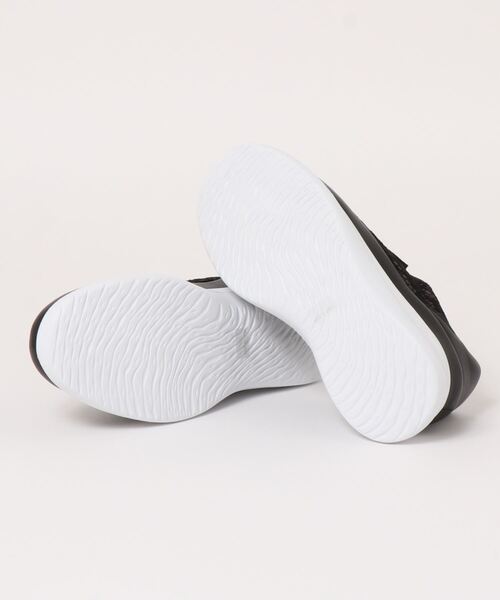 NICE CLAUP（ナイスクラップ）の「【NICE CLAUP/ﾅｲｽｸﾗｯﾌﾟ】 ボリュームソールスニーカー（スニーカー・レディース・ホワイト/ブラック・S/M/L/LL）」の4枚目の写真