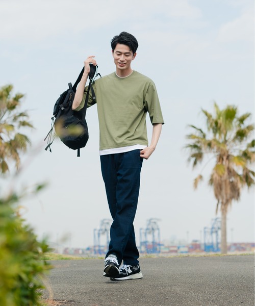 Blue Standard （ブルースタンダード）の「【BLUE STANDARD/ブルースタンダード】汗染みの目立ちにくいTシャツ ZEROSTAIN フェイクレイヤード　ビッグシルエットＴシャツ（Tシャツ/カットソー・メンズ・オリーブ/ベージュ/チャコールグレー/ブルー/ブラック/ネイビー/ホワイト・X-LARGE/MEDIUM/LARGE）」の16枚目の写真