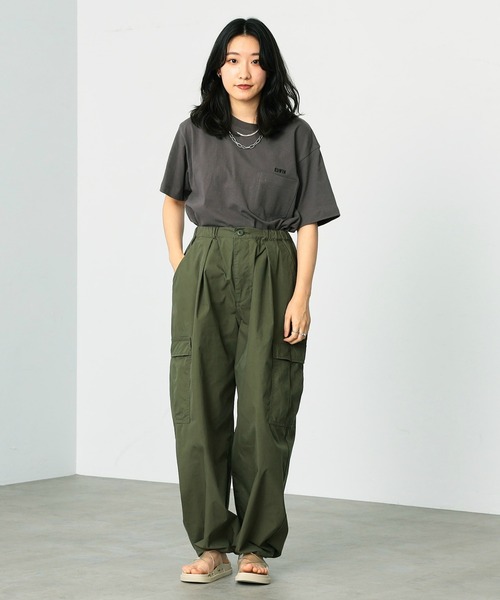 Alpha Industries(アルファインダストリーズ)の「M-51 バルーンワイドカーゴカラーパンツ(カーゴパンツ・レディース・ホワイト/ベージュ/オリーブ・SMALL/MEDIUM)」の5枚目の写真