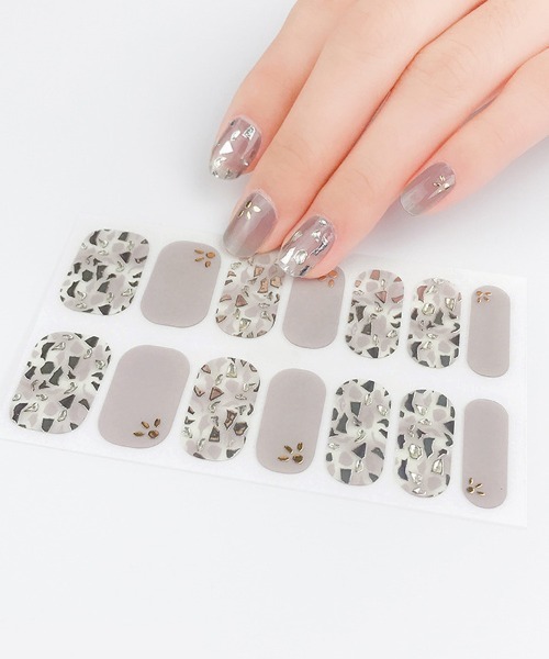 Doux Belle（ドゥーベル）の「貼るだけ 3Dネイルシール（ネイルシール/ネイルチップ・レディース・X/G/その他23/その他11/T/U/Y/O/I/R/その他19/その他31/S/その他6/L/Q/その他3/C/その他4/その他8/その他27/J/その他17/A/その他28/W/その他12/その他7/その他26/その他15/M/その他13/その他10/Z/その他18/その他25/E/その他9/V/その他22/その他24/P/その他5/B/D/その他21/H/その他20/その他30/その他16/F/その他29/その他1/K/その他2/N・FREE）」の8枚目の写真