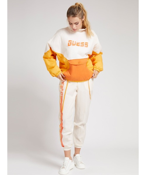 Guess（ゲス）の「Angela Wind Jacket（ナイロンジャケット・レディース・オレンジ・SMALL/X-SMALL/MEDIUM）」の4枚目の写真