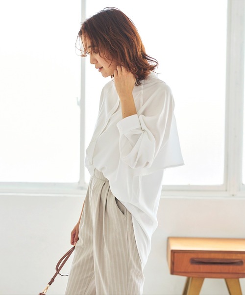 GeeRA(ジーラ)の「バックフリルブラウス(シャツ/ブラウス・レディース・オフホワイト/ライトグリーン・MEDIUM/LARGE)」の20枚目の写真