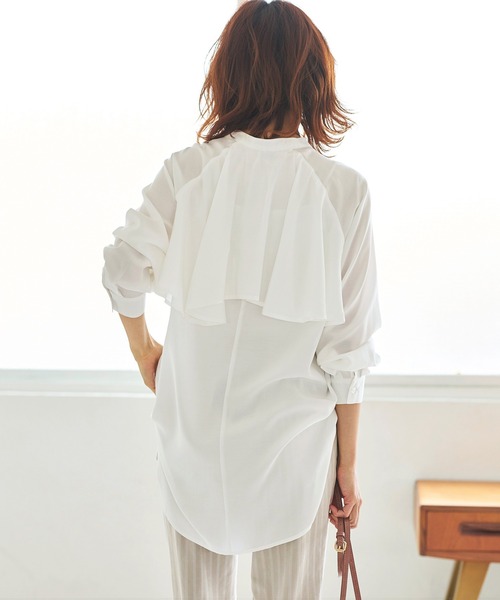 GeeRA(ジーラ)の「バックフリルブラウス(シャツ/ブラウス・レディース・オフホワイト/ライトグリーン・MEDIUM/LARGE)」の22枚目の写真
