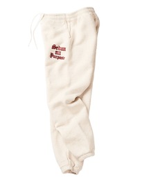 And A（アンドエー）の「SEDAN ALL-PURPOSE セダンオールパーパス / Old English Logo Sweatpant オールドイングリッシュ ロゴプリント スウェットパンツ イージーパンツ（セットアップ） / SD22F-PT06（スウェットパンツ・メンズ）」