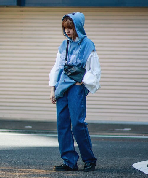 ESSAY(エッセイ)の「【ESSAY / エッセイ】PIGMENT NOSLEEVE HOODIE(ノースリーブフーディー)(Tシャツ/カットソー・メンズ・ブルー/グリーン・FREE)」の2枚目の写真