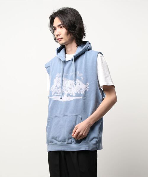 ESSAY(エッセイ)の「【ESSAY / エッセイ】PIGMENT NOSLEEVE HOODIE(ノースリーブフーディー)(Tシャツ/カットソー・メンズ・ブルー/グリーン・FREE)」の6枚目の写真