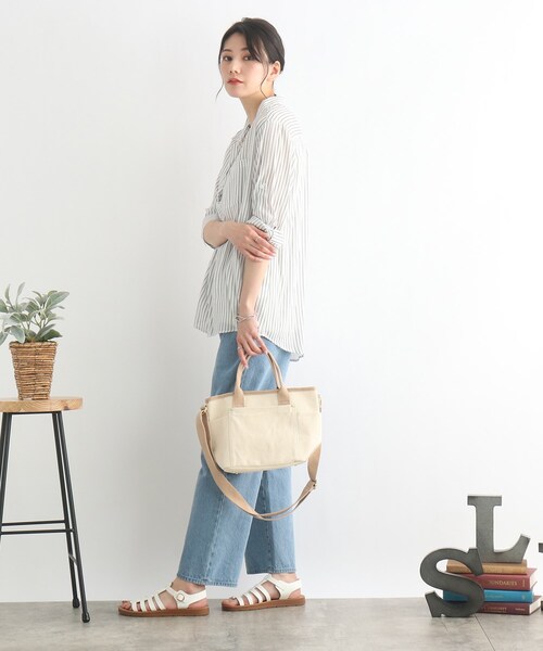 SHOO・LA・RUE（シューラルー）の「◆【目隠しフラップ】キャンバスパイピングトート（トートバッグ・レディース・ナチュラル/ベージュ/オレンジ・00）」の21枚目の写真