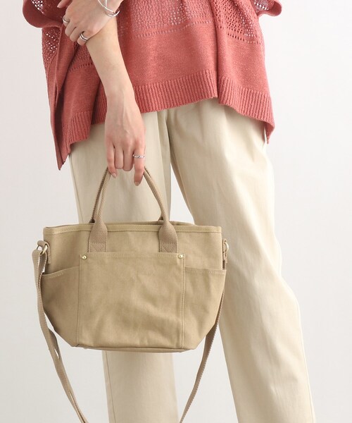 SHOO・LA・RUE（シューラルー）の「◆【目隠しフラップ】キャンバスパイピングトート（トートバッグ・レディース・ナチュラル/ベージュ/オレンジ・00）」の8枚目の写真