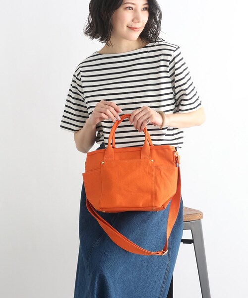 SHOO・LA・RUE（シューラルー）の「◆【目隠しフラップ】キャンバスパイピングトート（トートバッグ・レディース・ナチュラル/ベージュ/オレンジ・00）」の6枚目の写真