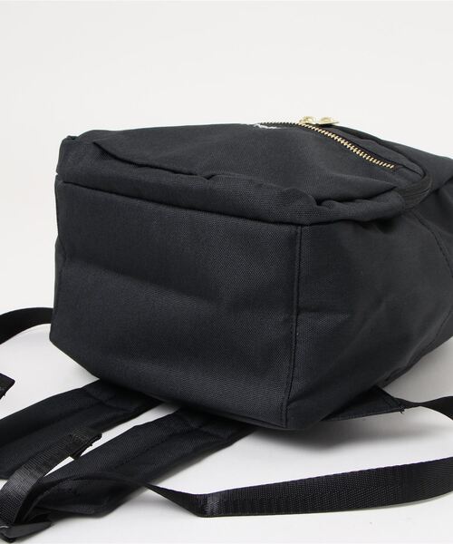 and it_（アンドイット）の「anello グリッター ミニリュック（バックパック/リュック・レディース・ライトグレー/ピンクベージュ/ネイビー/ブラック/オレンジ系その他/ブルー系その他/アイボリー・FREE）」の9枚目の写真