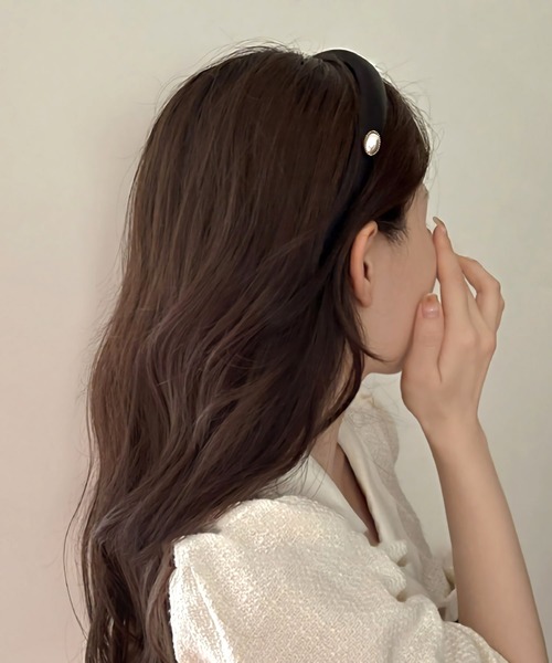 Dita Muaj.（ディータムアージュ）の「パールビジューストーンカチューシャ（カチューシャ・レディース・ブラック/ホワイト・FREE）」の8枚目の写真