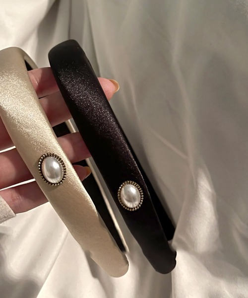 Dita Muaj.（ディータムアージュ）の「パールビジューストーンカチューシャ（カチューシャ・レディース・ブラック/ホワイト・FREE）」の3枚目の写真