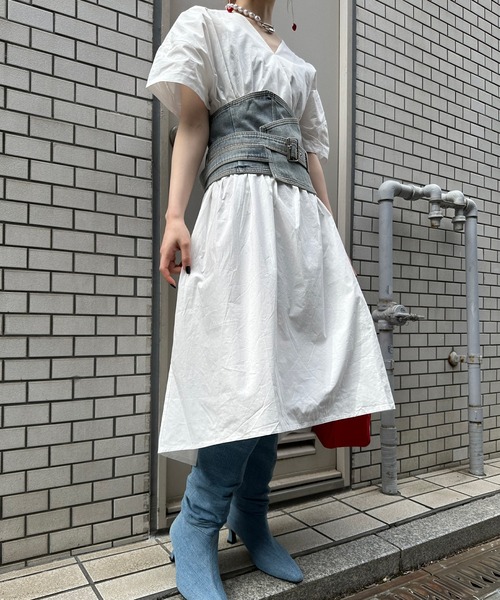 830278281_9