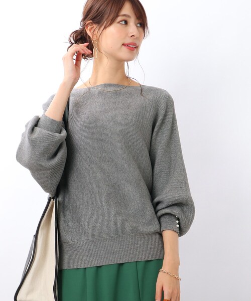 DRESKIP（ドレスキップ）の「◆【袖口のパールが上品見え】リブ編みドルマンスリーブ ニット（ニット/セーター・レディース・グリーン/ピンク系/イエロー/ライトベージュ/パープル系4/ブラック/チャコールグレー/ブルー・00）」の3枚目の写真