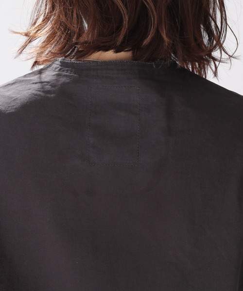 niko and...（ニコアンド）の「ノーカラーミリタリーベスト（ベスト・レディース・ブラック/カーキ・FREE）」の14枚目の写真