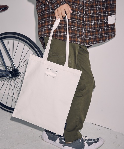 ADAM PATEK(アダムパテック)の「【ADAMPATEK 】basic canvas tote bag(AP2229010)トートバッグ(トートバッグ・レディース・ホワイト/ブラック・フリ-)」の18枚目の写真