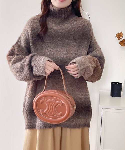 emi+（エミプラス）の「グラデーションカラー ハイネック ニットプルオーバー（ニット/セーター・レディース・パープル/ブラウン/グレー/ブルー・FREE）」の21枚目の写真