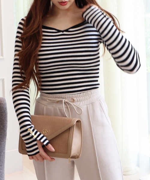 ROYAL PARTY（ロイヤルパーティー）の「ウォッシャブルオープンネックニットトップス（ニット/セーター・レディース・オフホワイト/ピンク/マルチ/ベージュ/ブラック・FREE）」の6枚目の写真