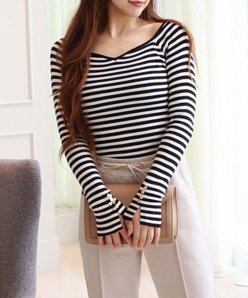 ROYAL PARTY（ロイヤルパーティー）の「ウォッシャブルオープンネックニットトップス（ニット/セーター・レディース・オフホワイト/ピンク/マルチ/ベージュ/ブラック・FREE）」の7枚目の写真