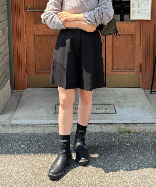 LE MORE（リモア）の「ハイウエストタックショートパンツ（その他パンツ・レディース・グレー/ブラック・FREE）」の4枚目の写真