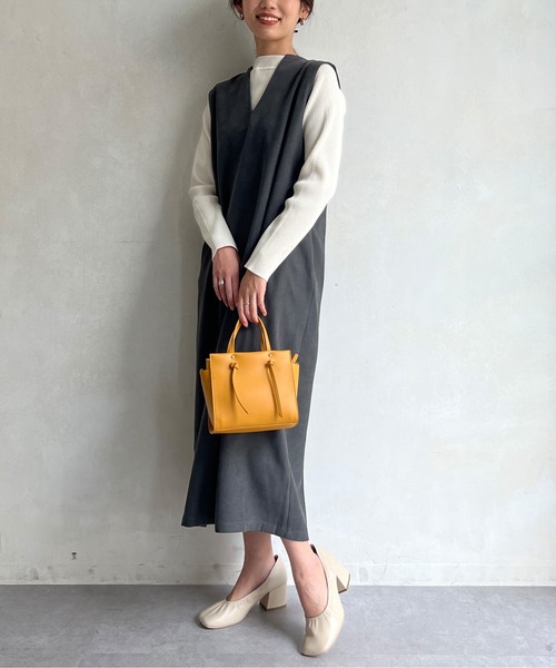 Chez toi（シェトワ）の「ニット×キーネックワンピース（ワンピース・レディース・チャコールグレー/ベージュ/ピンク・FREE）」の4枚目の写真