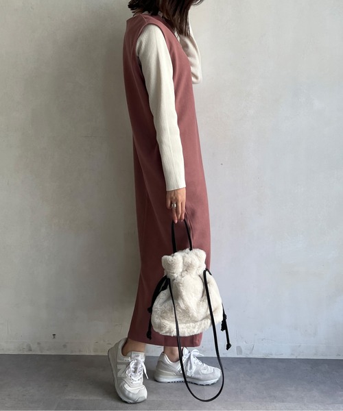 Chez toi（シェトワ）の「ニット×キーネックワンピース（ワンピース・レディース・チャコールグレー/ベージュ/ピンク・FREE）」の7枚目の写真