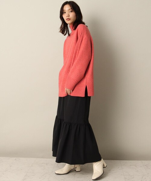 ITS'DEMO（イッツデモ）の「【程よい厚み/柔らかタッチ】サイドスリットプルオーバー（ニット/セーター・レディース・オフホワイト/ブルー/レッド系1/ライトパープル・00）」の15枚目の写真