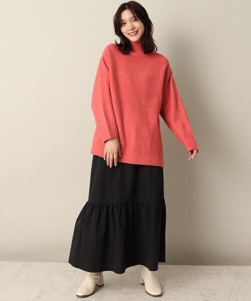 ITS'DEMO（イッツデモ）の「【程よい厚み/柔らかタッチ】サイドスリットプルオーバー（ニット/セーター・レディース・オフホワイト/ブルー/レッド系1/ライトパープル・00）」の16枚目の写真