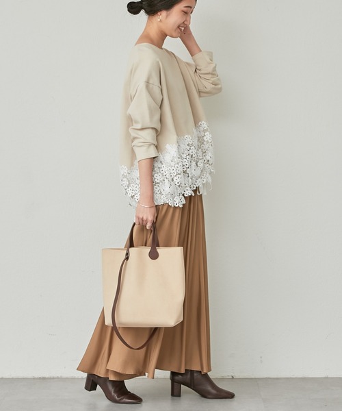 BEARDSLEY（ビアズリー）の「【Colorer./クロレ】びっくりな軽さスエードライクトートバッグ（ショルダーバッグ・レディース・モカ/ベージュ・FREE）」の4枚目の写真