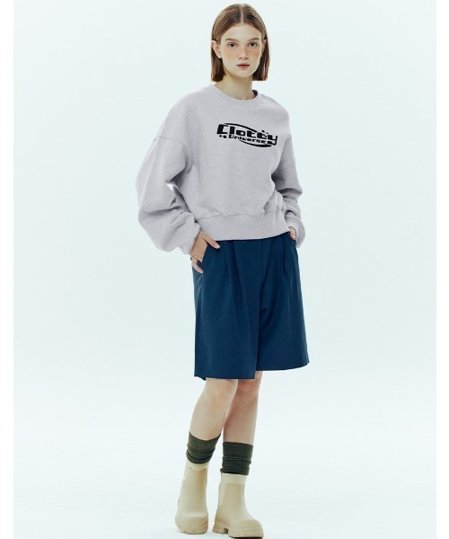 CLOTTY（クロッティ）の「A'GEM/9 × .kom『CLOTTY/クロッティ』UNIVERSE LOGO CROPPED SWEAT-SHIRT/ユニバースロゴ クロップド丈  スウェットシャツ（スウェット・レディース・ブルー/グリーン・FREE）」の3枚目の写真