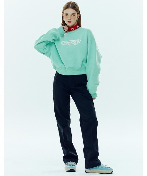 CLOTTY（クロッティ）の「A'GEM/9 × .kom『CLOTTY/クロッティ』UNIVERSE LOGO CROPPED SWEAT-SHIRT/ユニバースロゴ クロップド丈  スウェットシャツ（スウェット・レディース・ブルー/グリーン・FREE）」の6枚目の写真