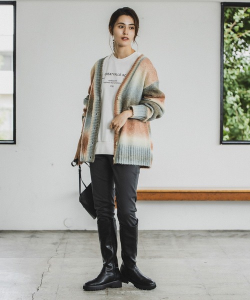 LEPSIM（レプシィム）の「3ゲージグラデーションニットカーデ　175288（カーディガン/ボレロ・レディース・パープル系/グリーン系/カーキ系・FREE）」の16枚目の写真