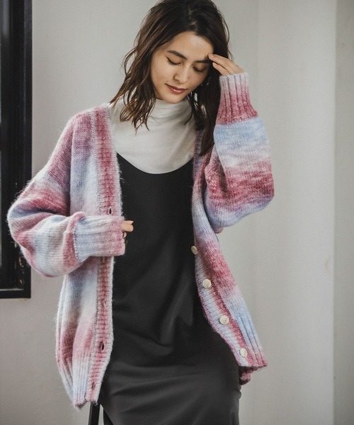 LEPSIM（レプシィム）の「3ゲージグラデーションニットカーデ　175288（カーディガン/ボレロ・レディース・パープル系/グリーン系/カーキ系・FREE）」の5枚目の写真