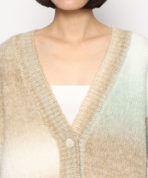 LEPSIM（レプシィム）の「3ゲージグラデーションニットカーデ　175288（カーディガン/ボレロ・レディース・パープル系/グリーン系/カーキ系・FREE）」の19枚目の写真
