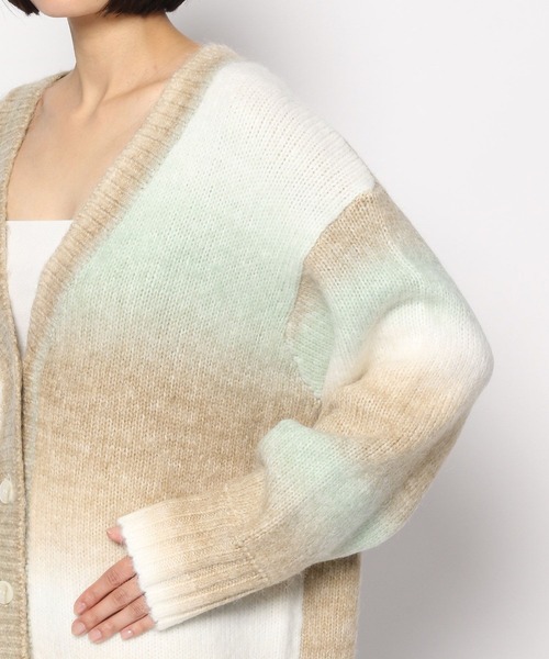 LEPSIM（レプシィム）の「3ゲージグラデーションニットカーデ　175288（カーディガン/ボレロ・レディース・パープル系/グリーン系/カーキ系・FREE）」の6枚目の写真