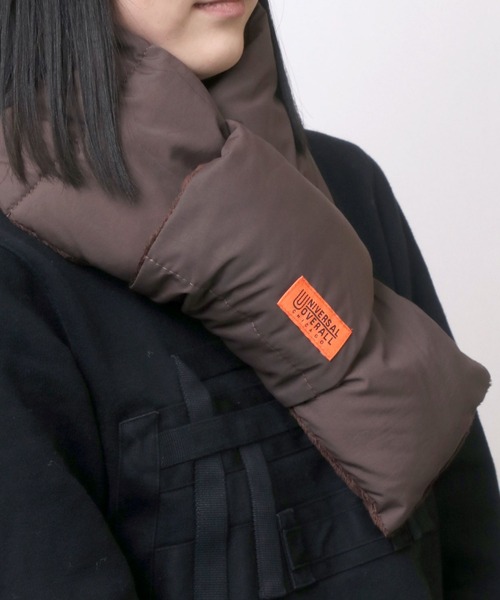 UNIVERSAL OVERALL（ユニバーサルオーバーオール）の「UNIVERSAL OVERALL/ユニバーサルオーバーオール ナイロンタフタ 中綿 差し込みマフラー/ネックウォーマー/ダウンマフラー（マフラー・メンズ・ブラック/ダークグリーン/ベージュ/ダークブラウン・FREE）」の17枚目の写真