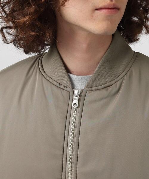 tk.TAKEO KIKUCHI（ティーケータケオキクチ）の「◆ギャザービッグMA-1（ミリタリージャケット・メンズ・ブラック/ベージュ・88/66）」の4枚目の写真