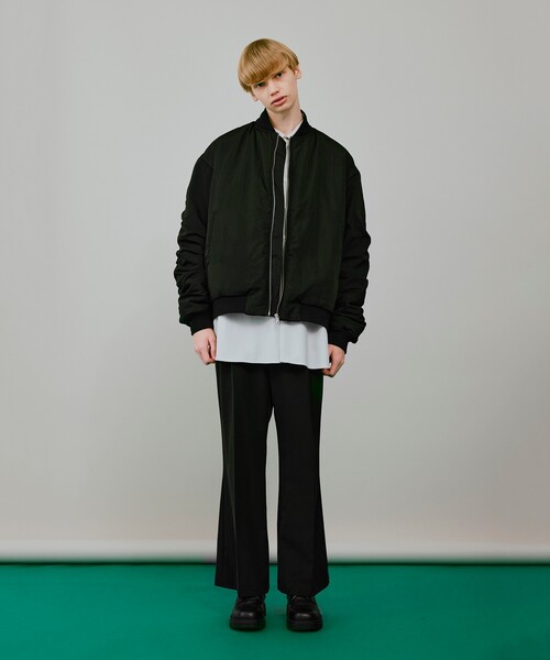 tk.TAKEO KIKUCHI（ティーケータケオキクチ）の「◆ギャザービッグMA-1（ミリタリージャケット・メンズ・ブラック/ベージュ・88/66）」の19枚目の写真