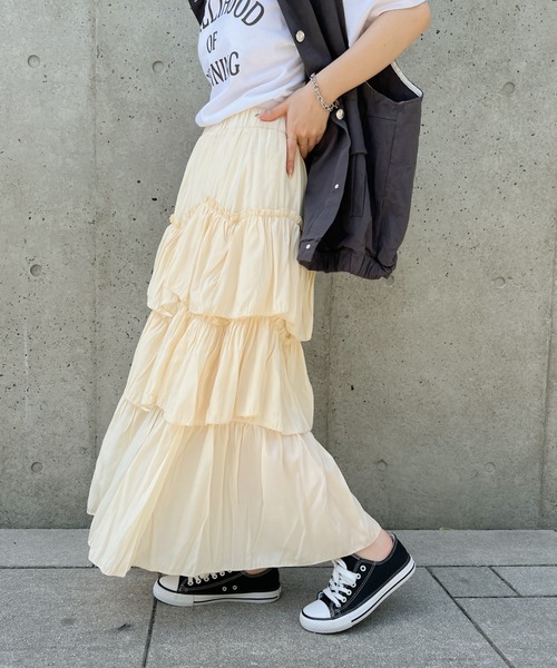 CLEA（クレア）の「Iラインギャザーティアードロングスカート（スカート・レディース・ホワイト/ブラック/ベージュ/アイボリー/グレイッシュベージュ/チャコールグレー/カーキ・FREE/L）」の13枚目の写真