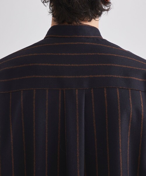 UNITED TOKYO（ユナイテッドトウキョウ）の「ブークレストライプバンドカラーシャツ（シャツ/ブラウス・メンズ・ダークグレー/ネイビー・1/2）」の11枚目の写真