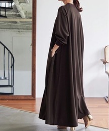 Aラインきれいめ大人長袖ワンピース