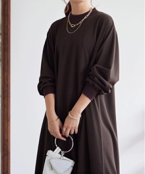 No one knows（ノーワンノーズ）の「Aラインきれいめ大人長袖ワンピース（ワンピース・レディース・クリーム/ブルー/ブラック/オリーブ/スモークピンク/ダークブラウン・M-L）」の7枚目の写真