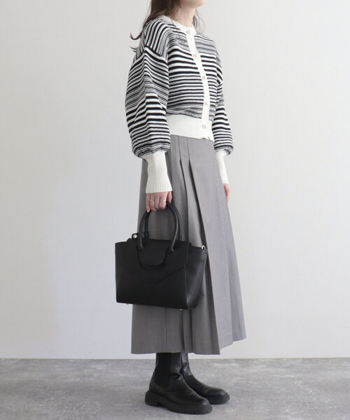fredy emue（フレディエミュ）の「【maison vert/メゾンヴェール】フラップハンドバッグ（トートバッグ・レディース・ブラック/グレイッシュベージュ・FREE）」の3枚目の写真
